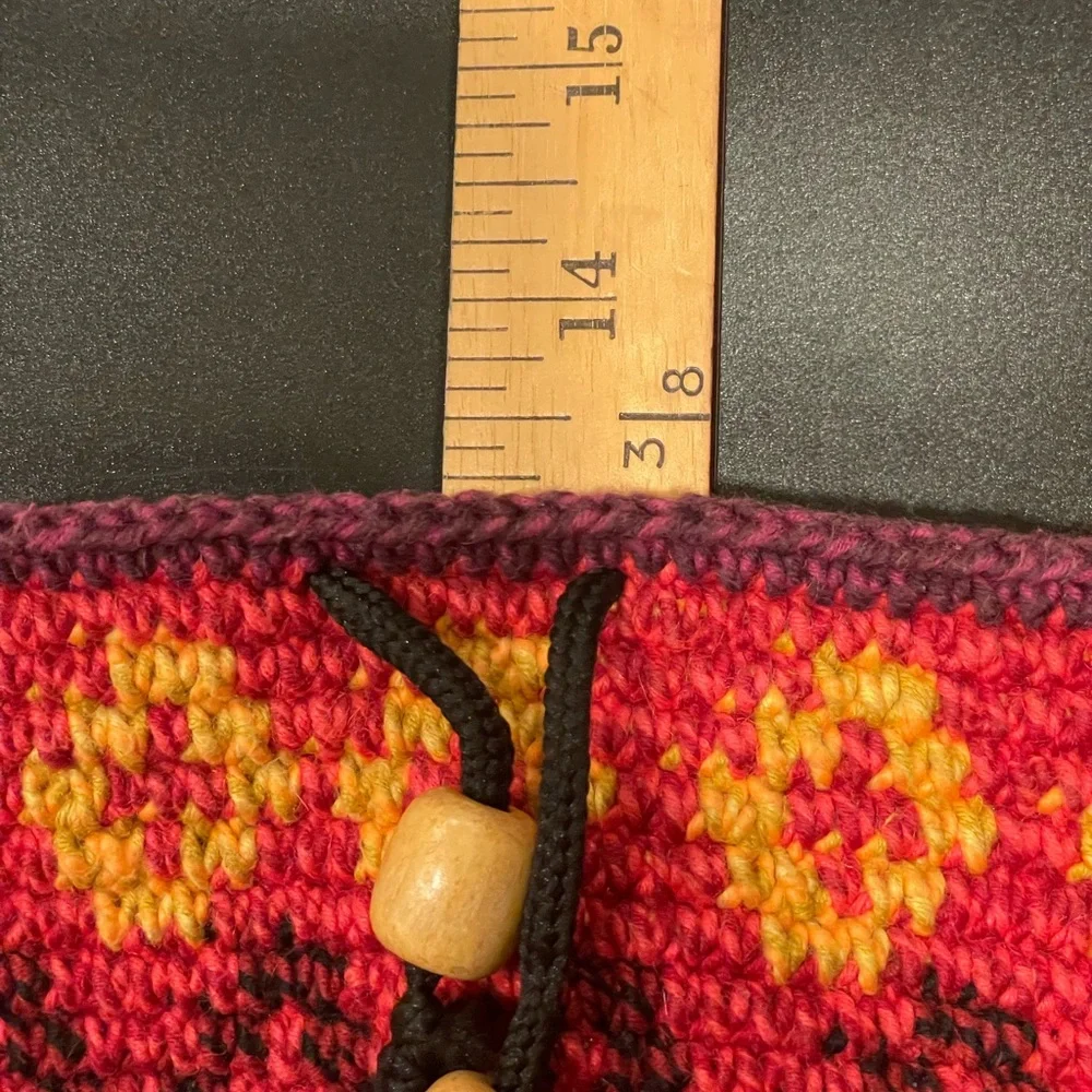 Women's Thick Crochet Knit Colorful Barrel Crossbody Bag - Picture 6 of 16